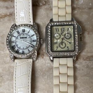 Elegant Silver and Cream Women's Watch Set